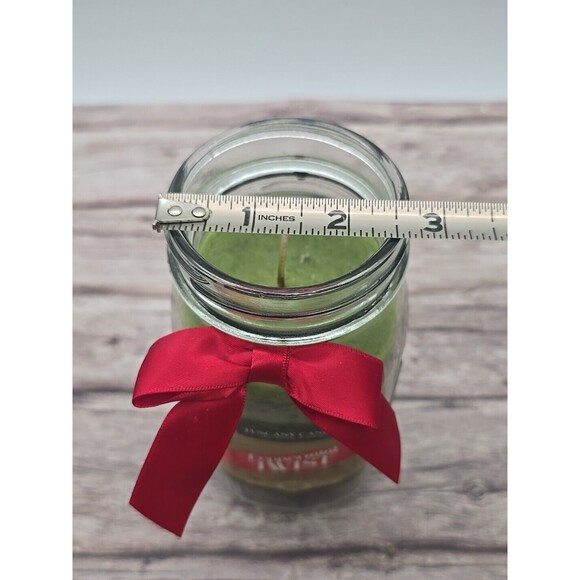 Tuscany Candle "Peppermint Twist" Layered Jar Candle 16oz NEW - Picture 8 of 10